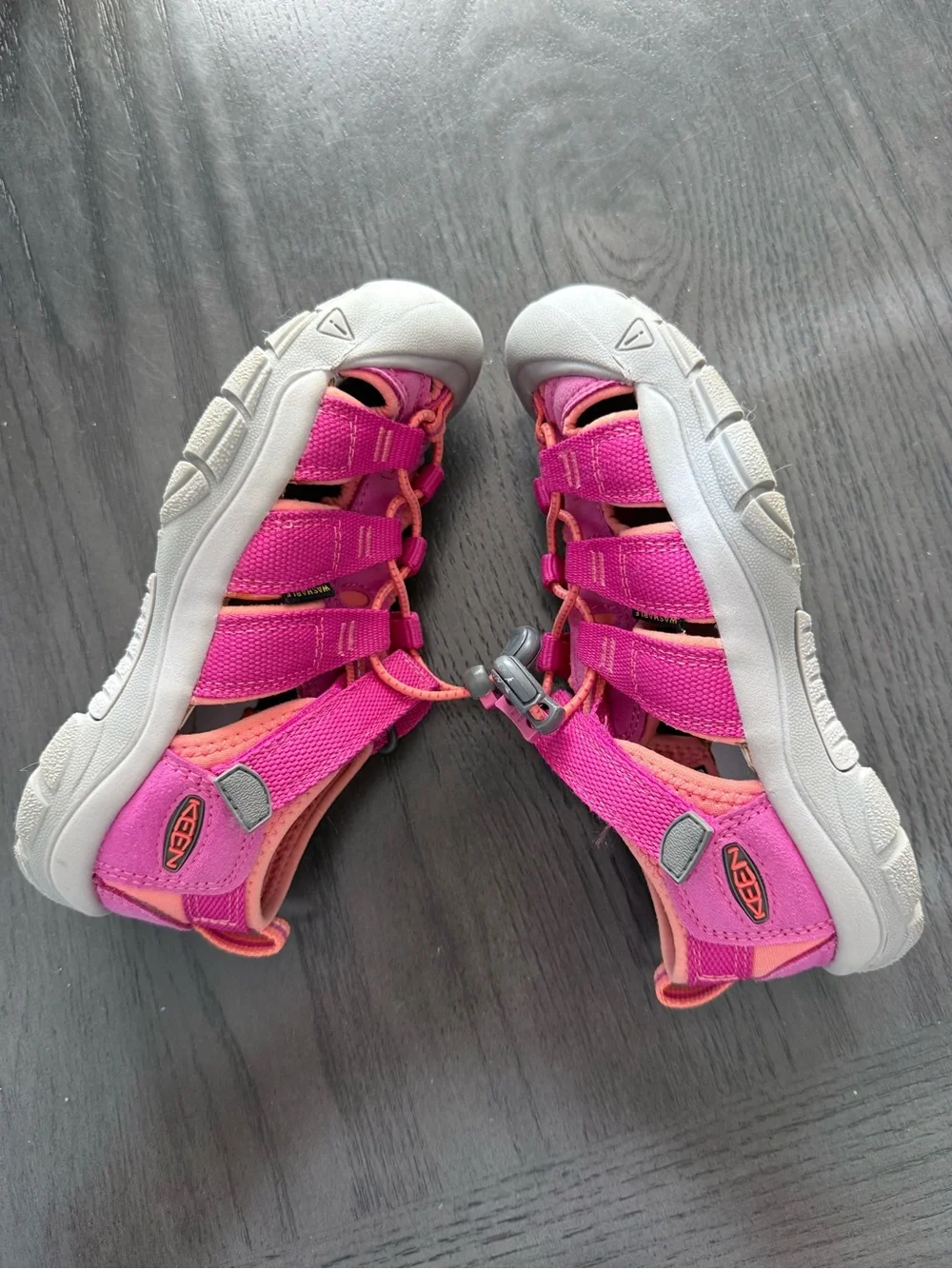 Keen Kids Closed Toe Sport Sandals Pink Coral US 1 EU 32/33 Washable
